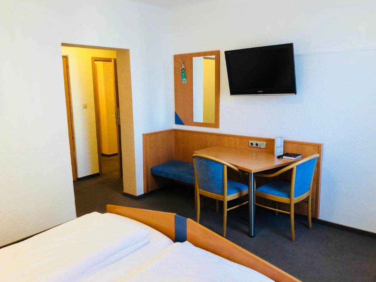 Hotel Europa - Restaurant Ruesselsheim Ngoại thất bức ảnh